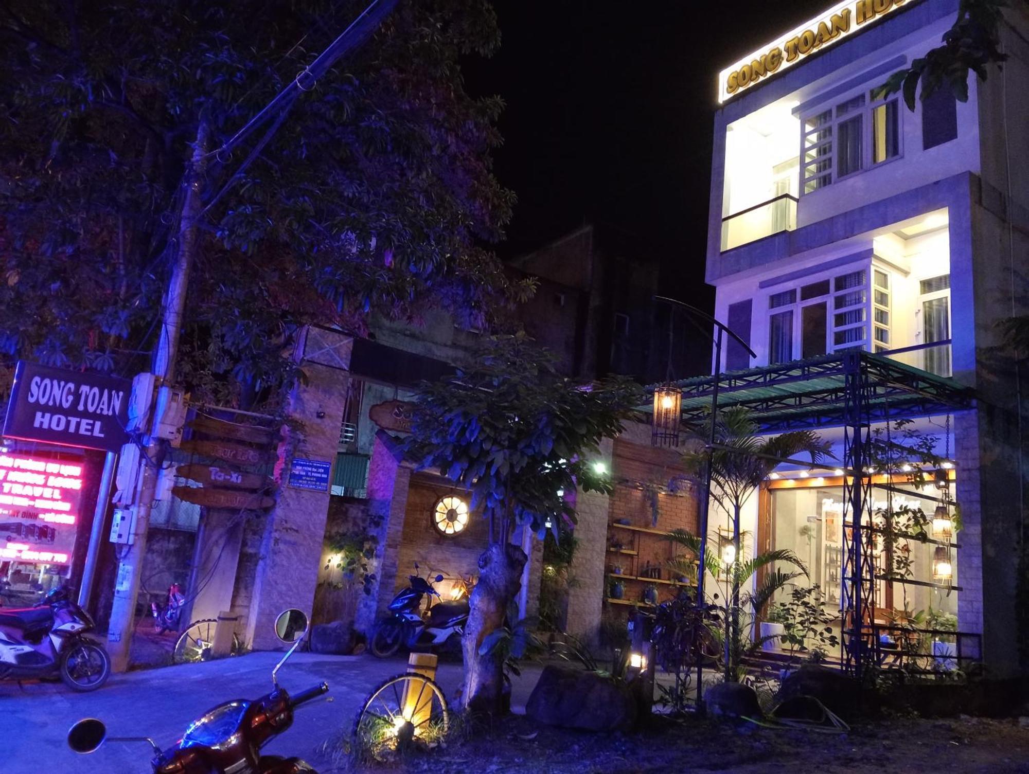 Song Toan Hotel Phong Nha Luaran gambar
